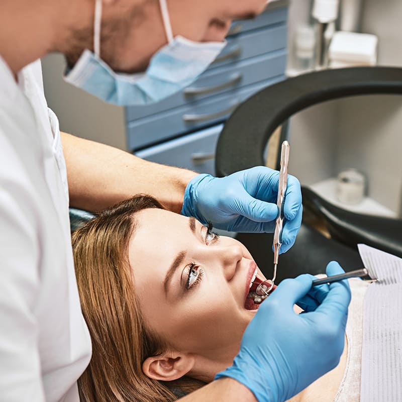 Gum Treatment | Clinique Dentaire Dr. S. Sgro & Dr. J. Lang | Greenfield Park, Montreal Dentist